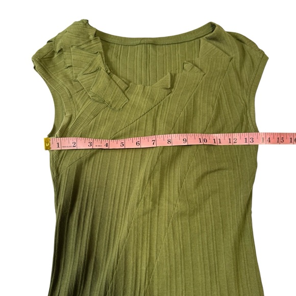 Anthropologie One September Green Asymmetrical Hem Art to Wear Shirt - Picture 8 of 10